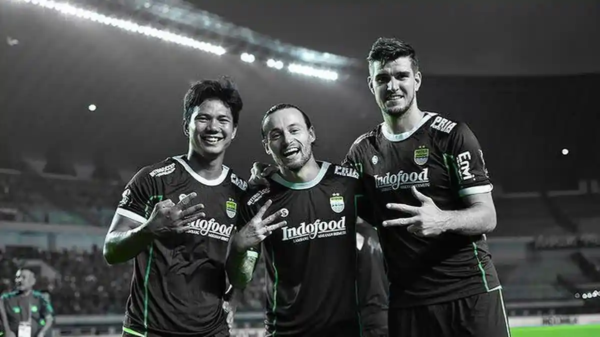 Persib Bandung Raih Kemenangan Pertama, Gelandang Maung Bandung Marc ...