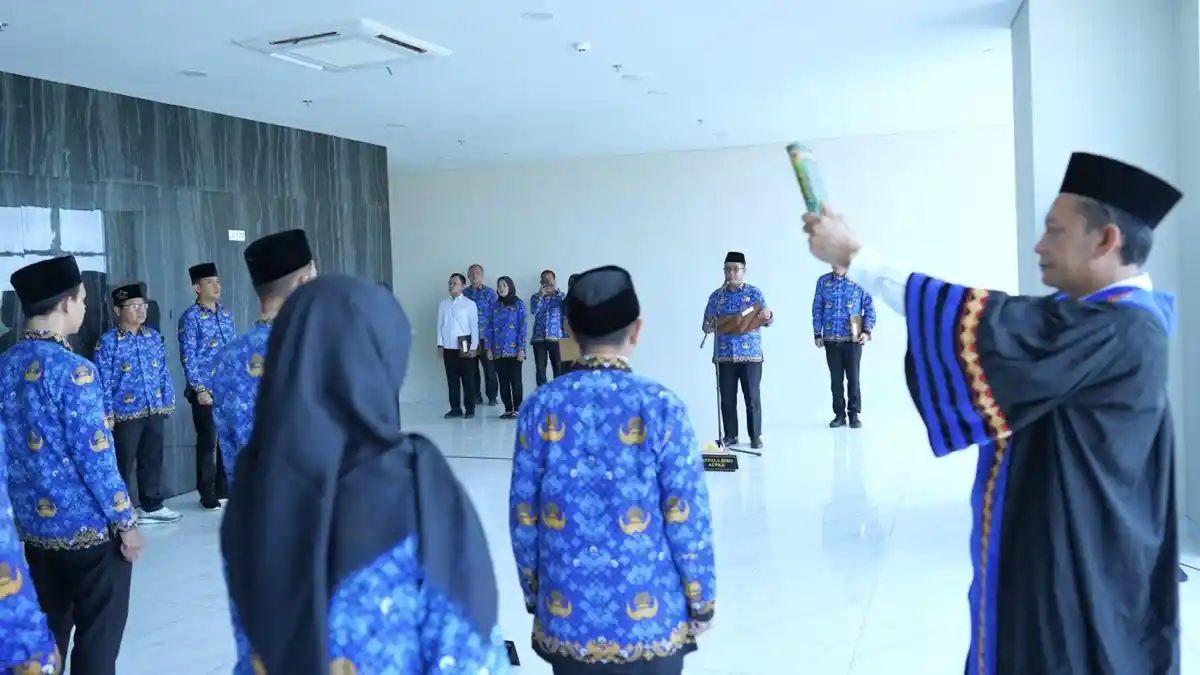 Lantik 14 Pejabat Fungsional, Karo AUPKK UIN RIL Dorong Hasilkan Kinerja Berkualitas - Tribunlampung.co.id