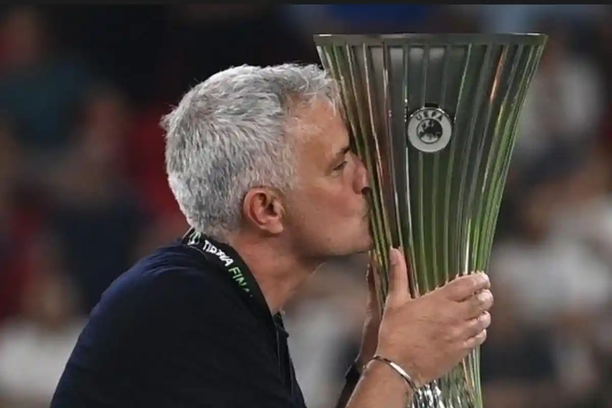 Di AS Roma, Jose Mourinho Mencapai Titik Terendah Kariernya