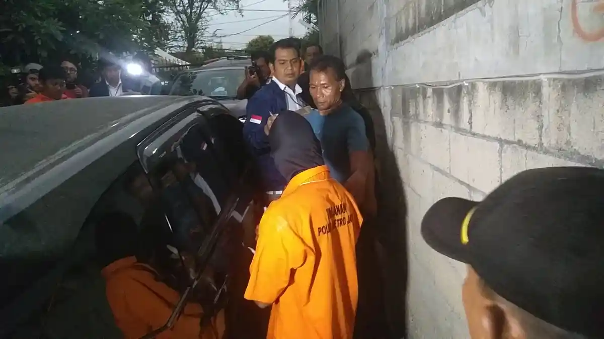 Menjelang Digelarnya Rekonstruksi, Polisi Mendatangi Rumah Korban Pembunuhan di Lebak Bulus