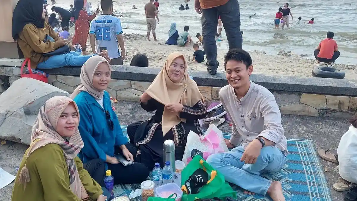 Pengunjung Ancol Senang Sudah Tak Ada Lagi Pembatasan Liburan Seperti Saat Pandemi