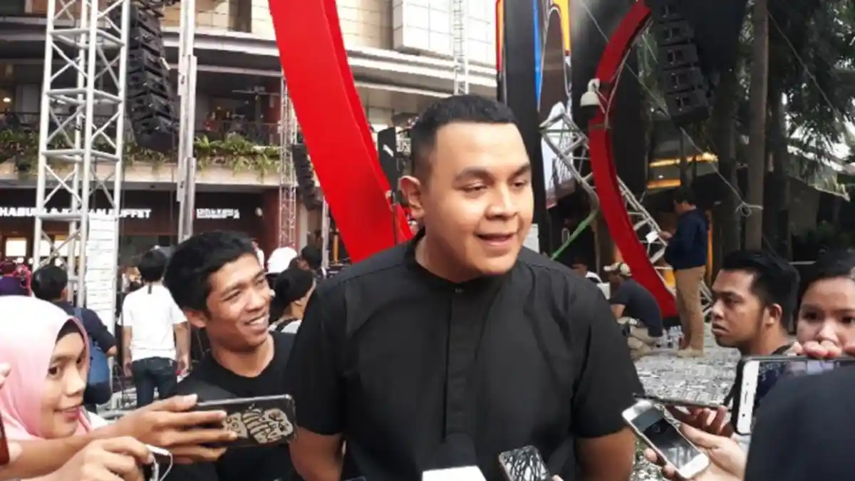 Senangnya Tulus Terlibat di Konser Amal untuk Palu dan Donggala