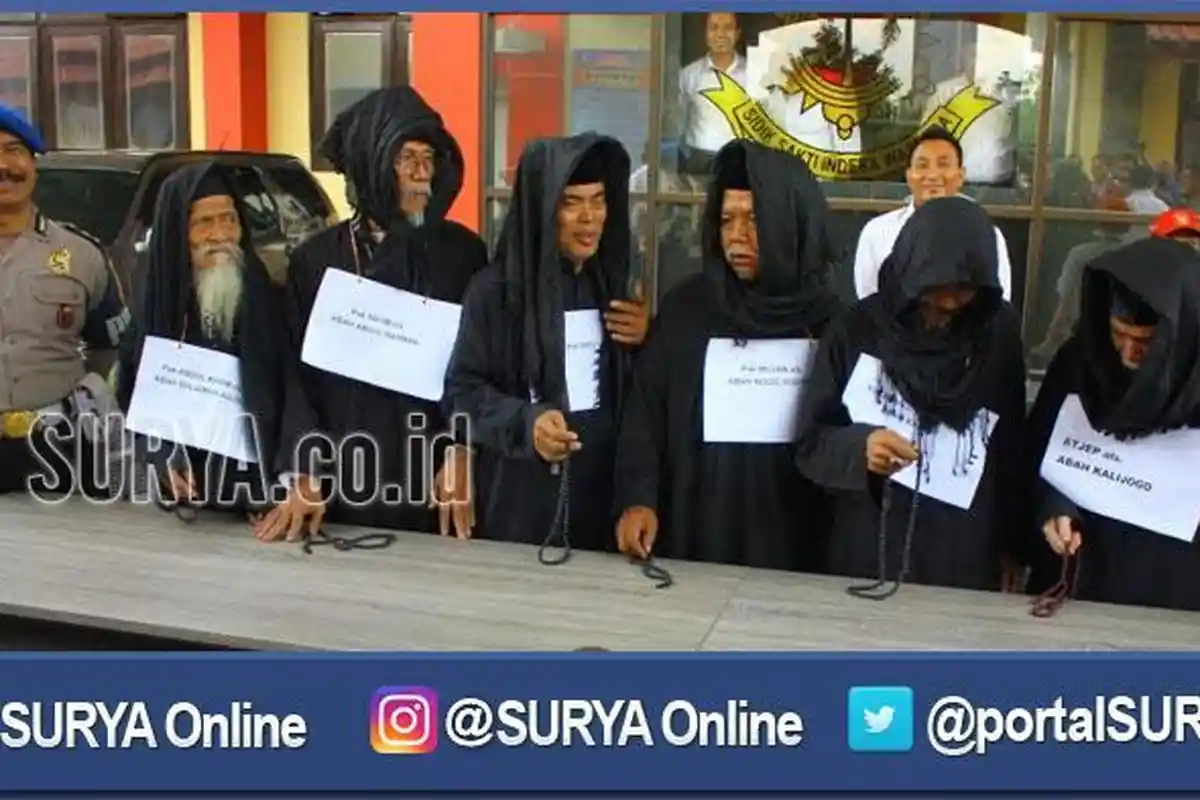 Jenggot Putih Mahaguru Abal-abal Dimas Kanjeng! Doktor Lulusan AS Pun Tertipu