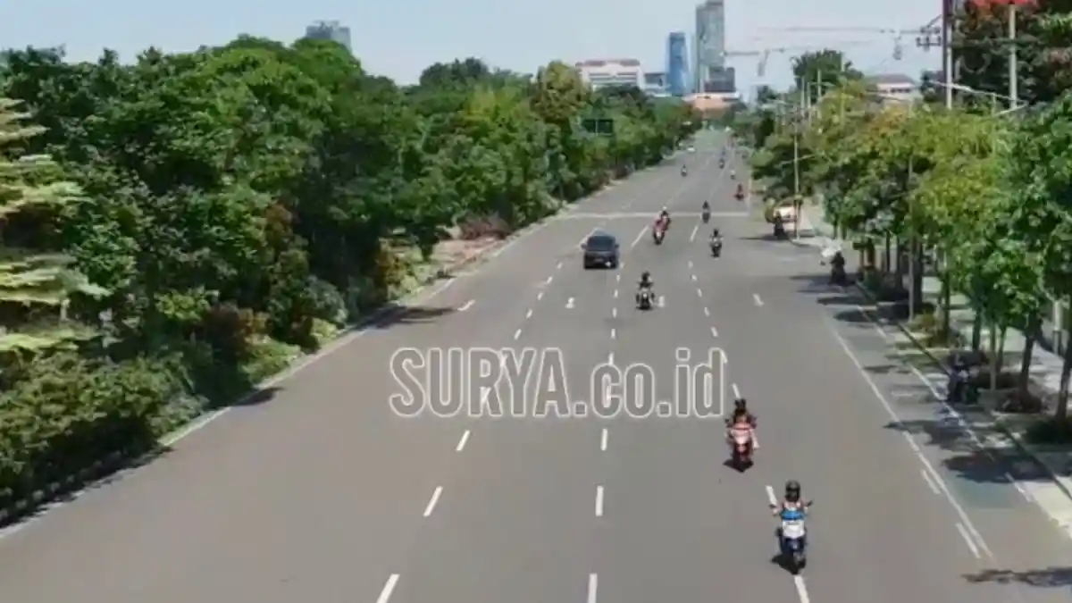 PSBB Surabaya Hari Kelima, Sejumlah Jalan Protokol Kota Surabaya Terlihat Lengang
