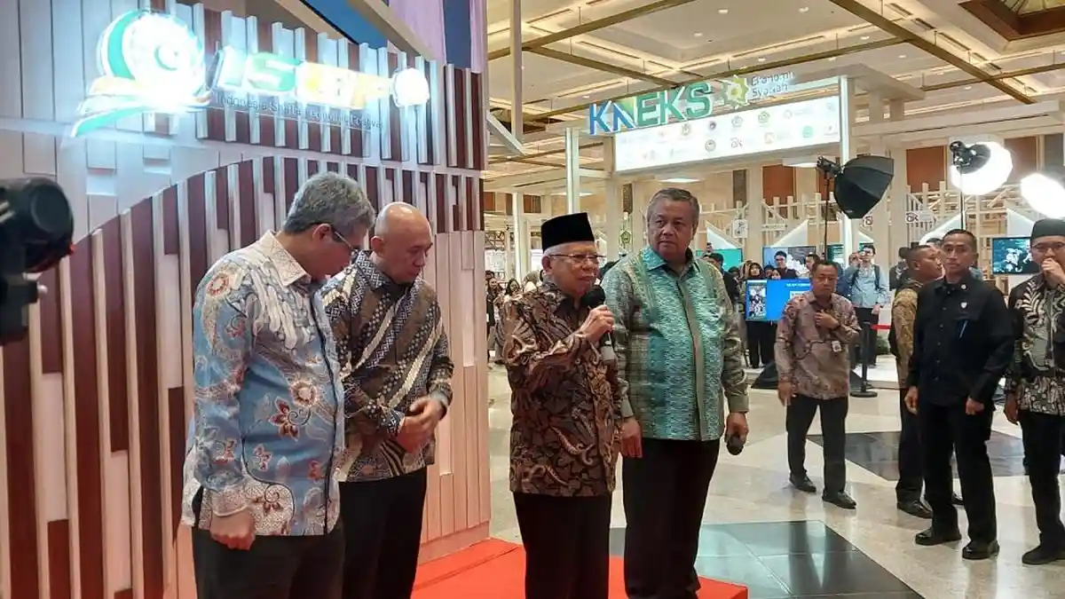 Bank Indonesia Luncurkan Masterplan Industri Halal dan Platform Satu Wakaf Pada Pembukaan ISEF 2023