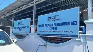 Kamis-1642026-Dapur-ini-melayani-3800-penerima-manfaat-dari-42-sekolah.jpg