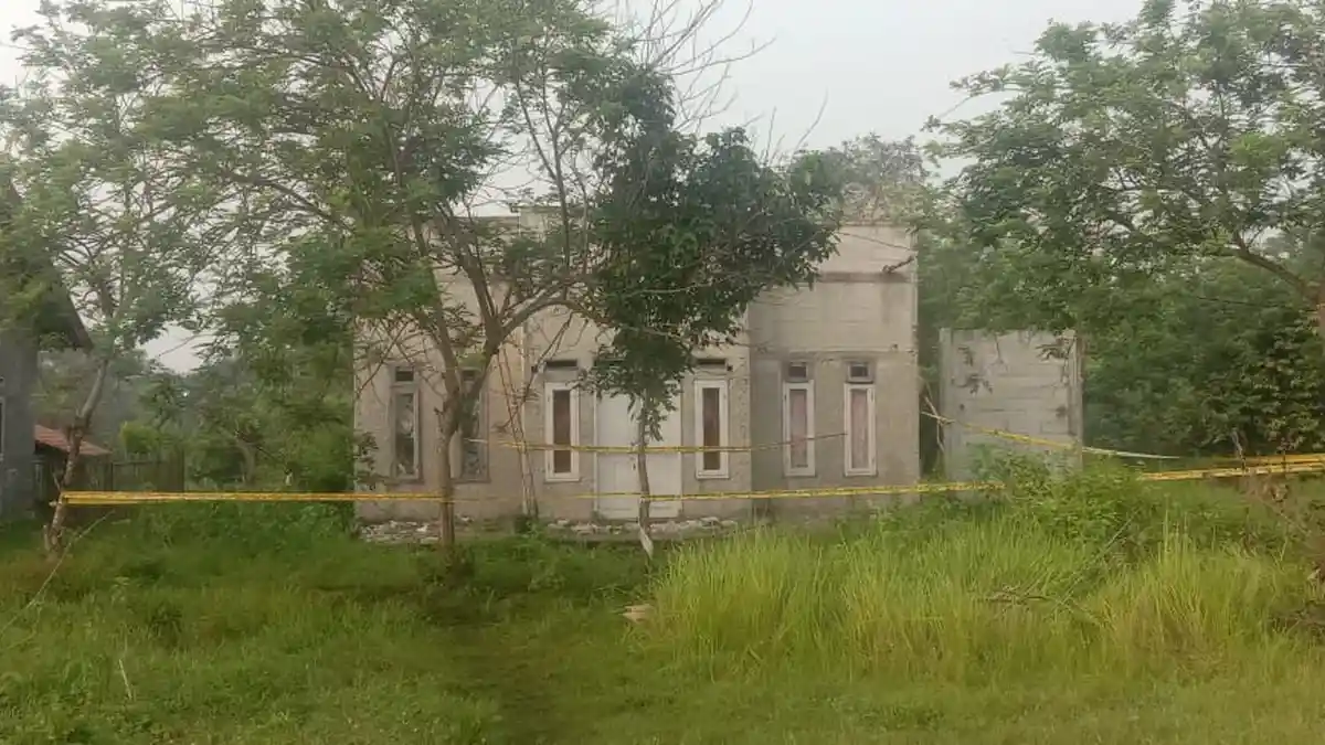 Warga Tercengang Usai Dobrak Pintu Rumah Pria di Balaraja, Ditemukan 3 Orang Tewas Mengenaskan