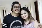 pasangan-selebriti-joanna-alexandra-dan-raditya-oloan-panggabean.jpg