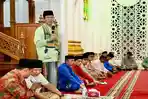 Amsakar Salat Idulfitri di Dataran Engku Putri, Open House Lebaran di Wisma BP Batam