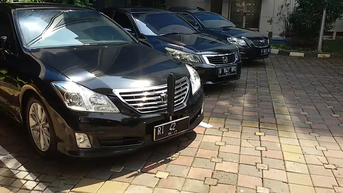 Sofyan Djalil Langsung Dijemput  Mobil Dinas yang Sebelumnya Digunakan Ferry Mursyidan