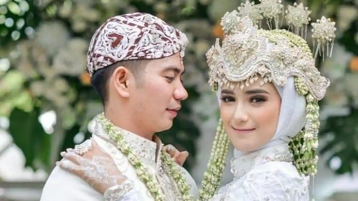Bikin Heboh, Video TikTok Istri Rizki D Academy dengan Seorang Pria: Sebelum dan Sesudah Ditikung