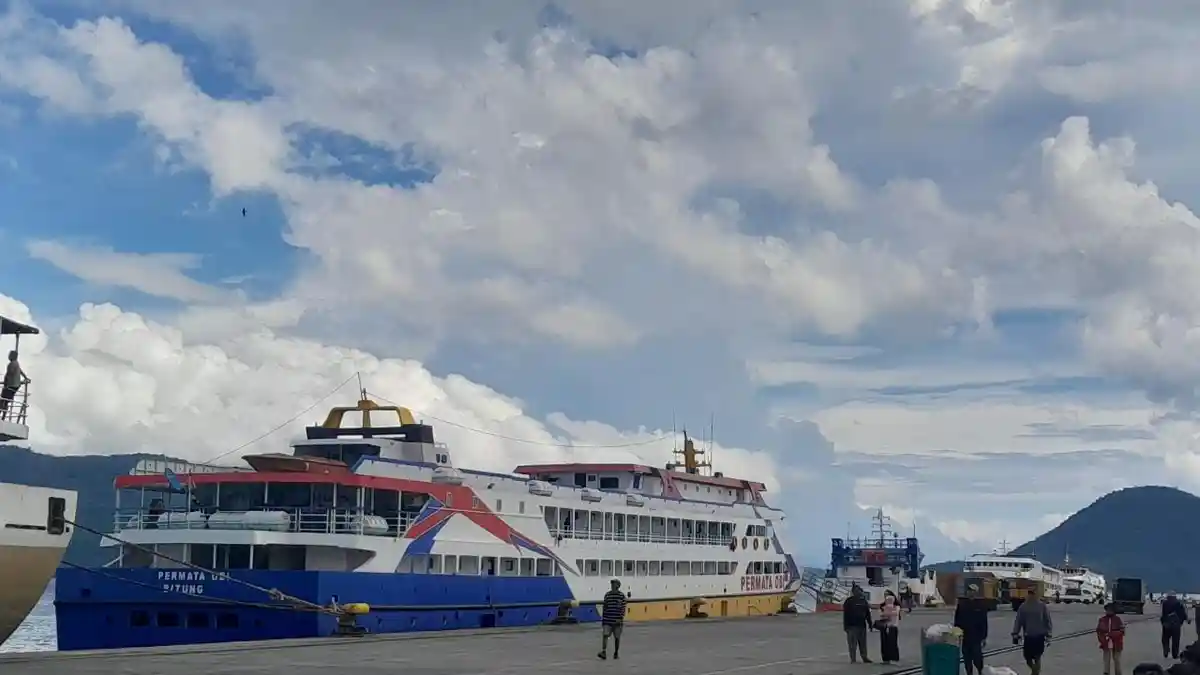 Hindari Cuaca Buruk, KSOP Kelas ll Ternate Tunda 7 Rute Keberangkatan