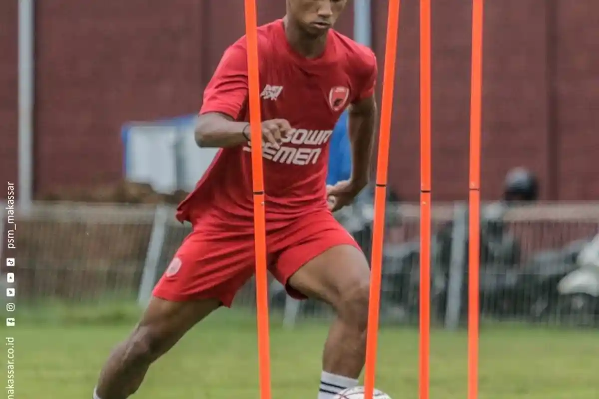Pemain Muda PSM, Renaldi Siap Bersaing Rebut Satu Tempat di Lini Pertahanan