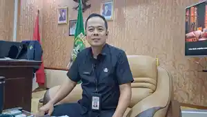 Kepala-Kesbangpol-Banten-Novry.jpg