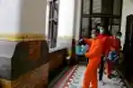Pemkot dan Dinkes Kota Semarang Lakukan Penyemprotan Disinfektan