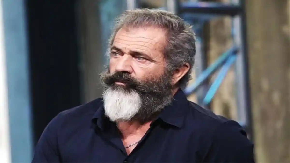 Rumahnya di Los Angeles Ludes Dilalap Api, Mel Gibson Heran Ayamnya Masih Hidup