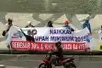 Unjuk Rasa Buruh Tuntut Kenaikan Upah