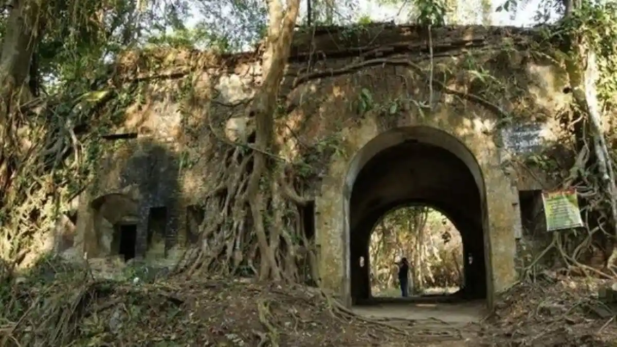 Bukit Nirbaya, Lokasi 'Angker' dan Sunyi Tempat Eksekusi Mati di Nusakambangan