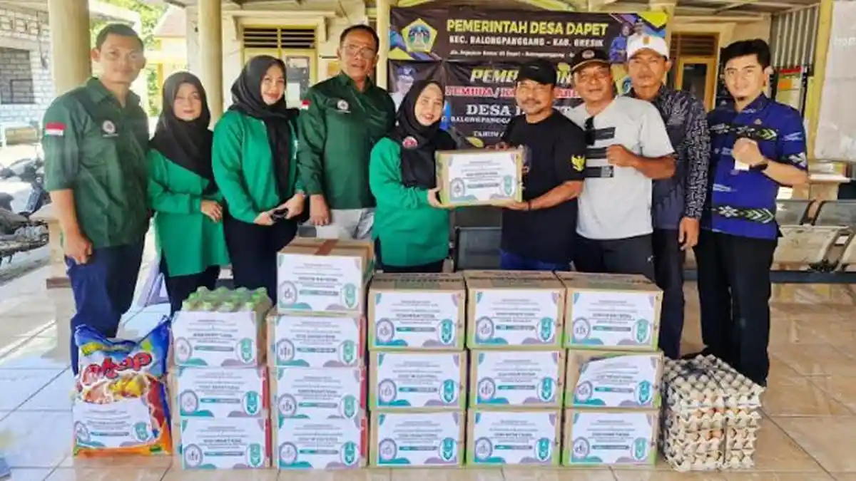 IDI dan IIDI Gresik Salurkan Bantuan Warga Terdampak Banjir di 3 Desa di Balongpanggang