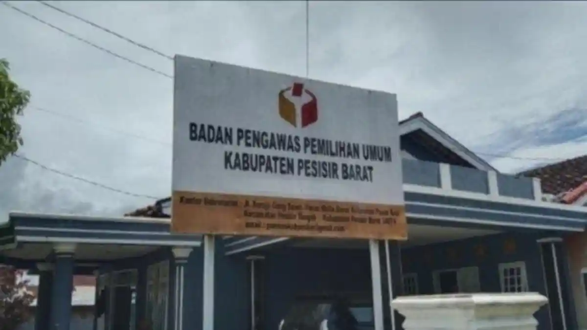 Hari Pertama Pembukaan Posko Sengketa, Bawaslu Pesisir Barat Terima Konsultasi dari Gerindra
