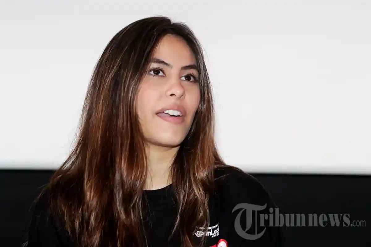 Kakaknya Disebut Berwajah Kriminal, Valerie Thomas Ngamuk di Medsos, Lihat Balasannya