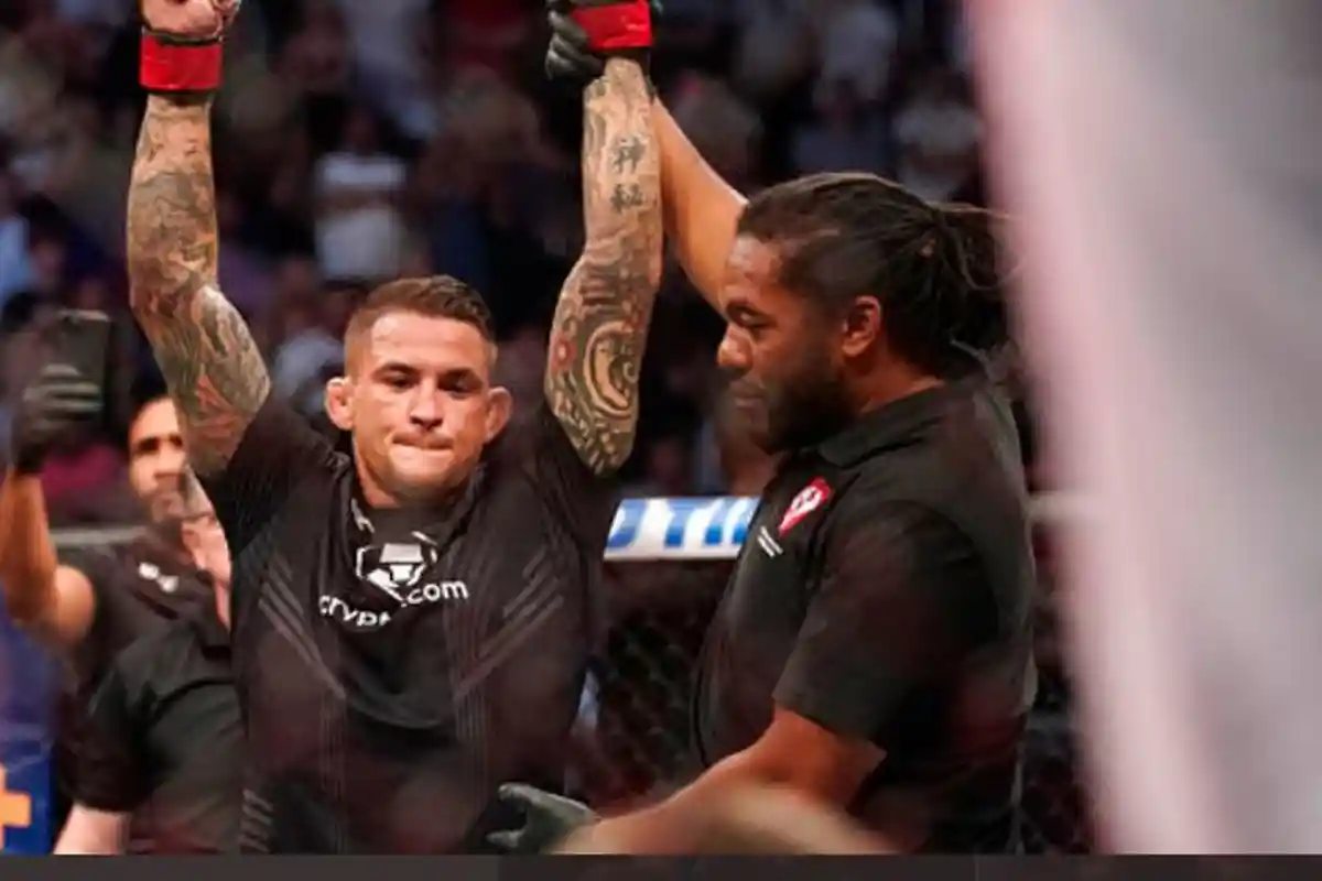 UPDATE Hasil UFC 264 Lengkap Hari Ini - Dustin Poirier Menang, Conor McGregor Ditandu Keluar Oktagon