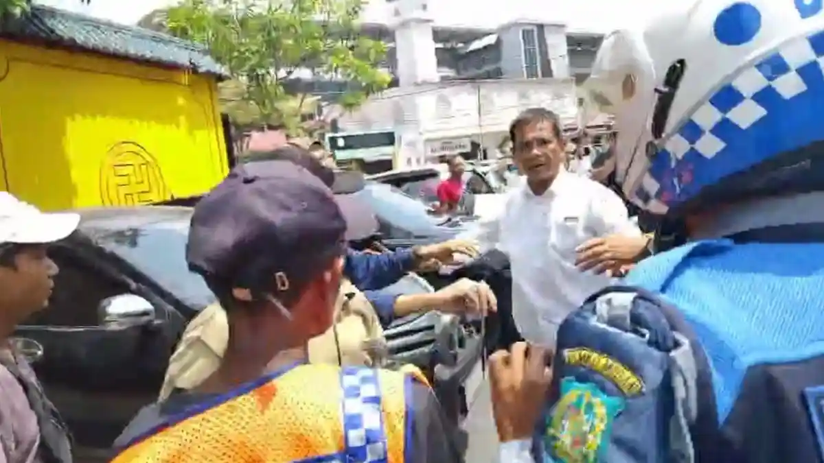 Petugas Dishub Medan Jadi Korban Penganiayaan Saat Tertibkan Parkir Liar di Jalan Jawa