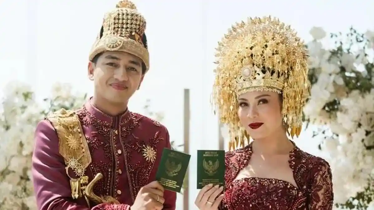 Aktor Asal Aceh Harris Vriza Nikahi Haviza Devi di Bali, Mahar Emas 25 Gram dan Uang Rp252 Juta