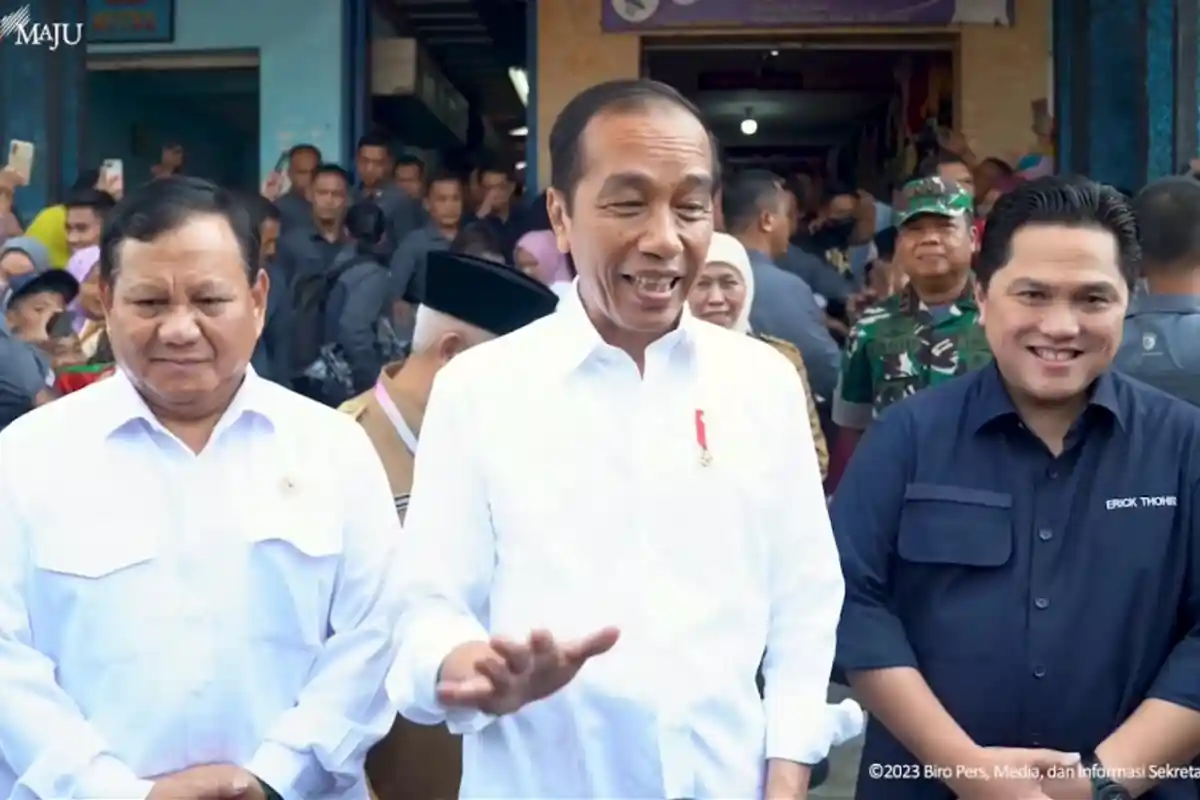 Kunker ke Jawa Timur, Prabowo Subianto dan Erick Thohir Kompak Dampingi Jokowi