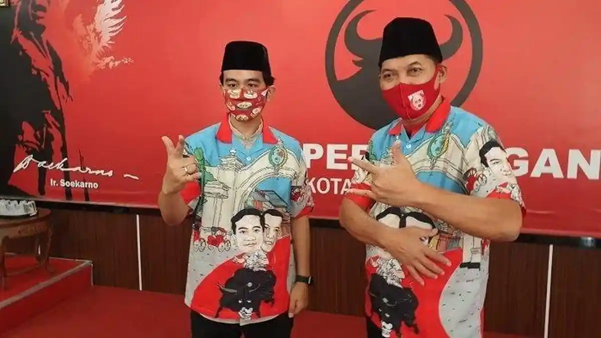 Hasil Pilkada Solo Belum Diumumkan, Relawan Gibran-Teguh Sudah Gelar Syukuran dengan Cukur Rambut