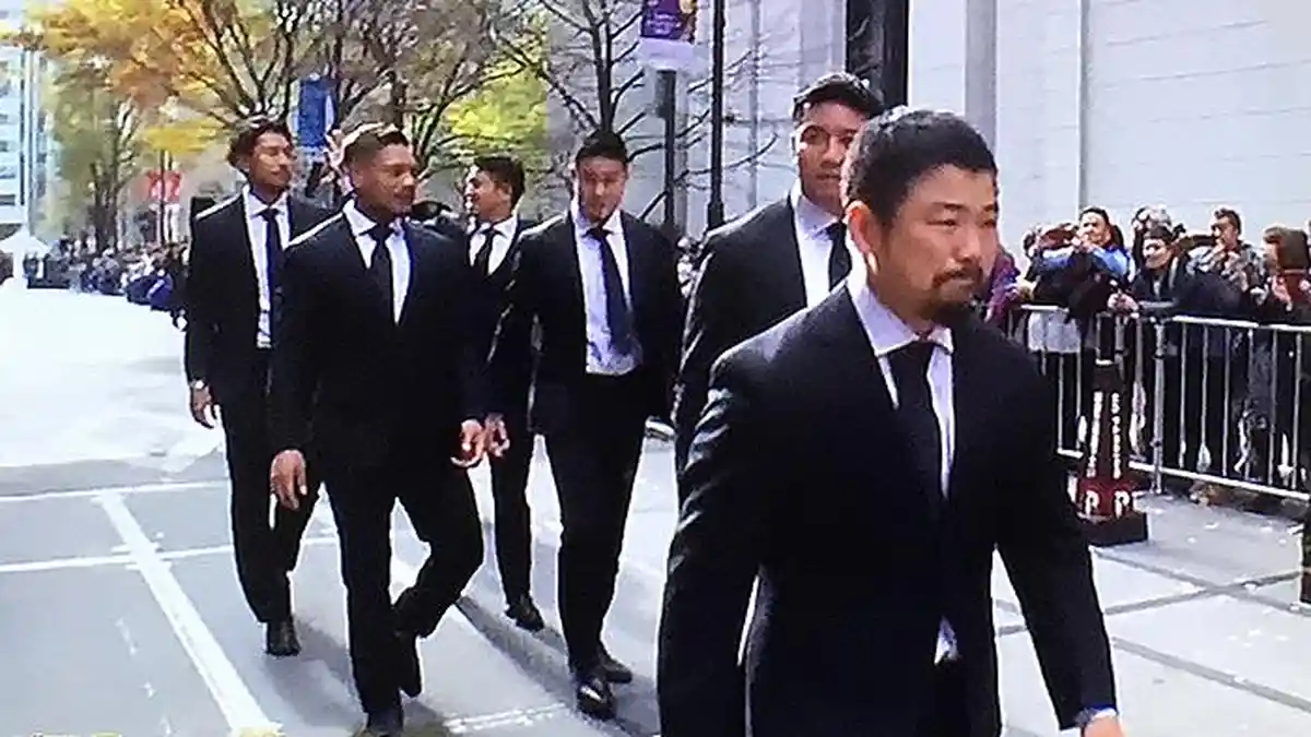 Pawai Tim Rugby Jepang Dipadati 50.000 Penggemar di Daerah Marunouchi Tokyo