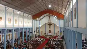 Suasana-Ibadah-Vesper-Agung-di-Gereja-Katedral-Roh-Kudus-Labuan-Bajo.jpg