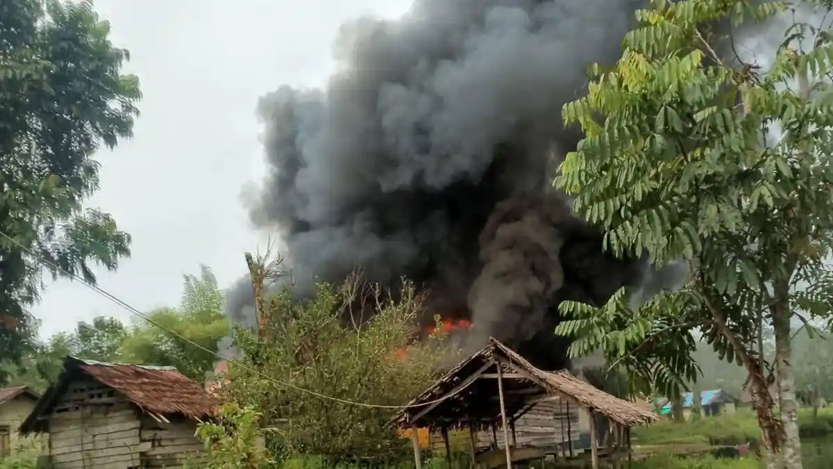 Satgas Operasi Damai Cartenz: KKB Tembak Warga Sipil dan Bakar Rumah di Asmat