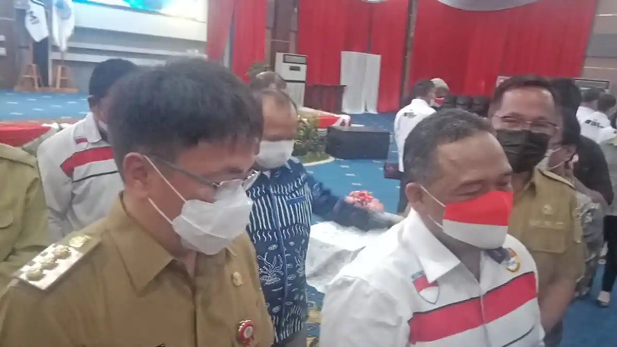 Ada yang Serang Jokowi Lewat Isu Invasi Tenaga Kerja Cina, Benny Rhamdani: TKI Indonesia