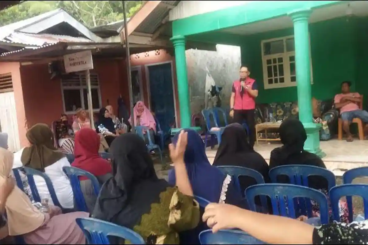 Amran Mustapa dan Irwan Mamesah Kampanye Dialogis di Desa Molompotoo Gorontalo