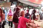 Harga-Ayam-Potong-di-Pasar-Induk-Jakabaring-Palembang-Terjun-Bebas-Mulai-Rp-18-ribu-per-Kg.jpg