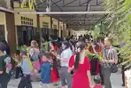 Umat Katolik Bintan Melangkah Bersama Kristus di Misa Minggu Palma, Ikuti Prosesi dengan Penuh Harap