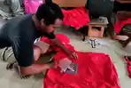Jelang Agustusan, Tukang Sablon di Pati Kebanjiran Orderan