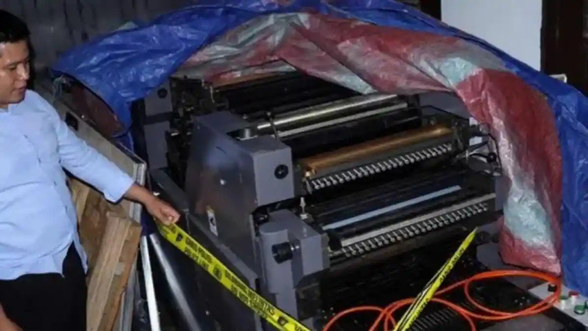 Asal-usul Mesin Cetak Uang Palsu yang Dipakai Andi Ibrahim Cs di UIN Alauddin, Produksi Triliunan