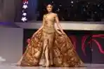 Fashion Show Anne Avantie 25 Tahun Berkarya