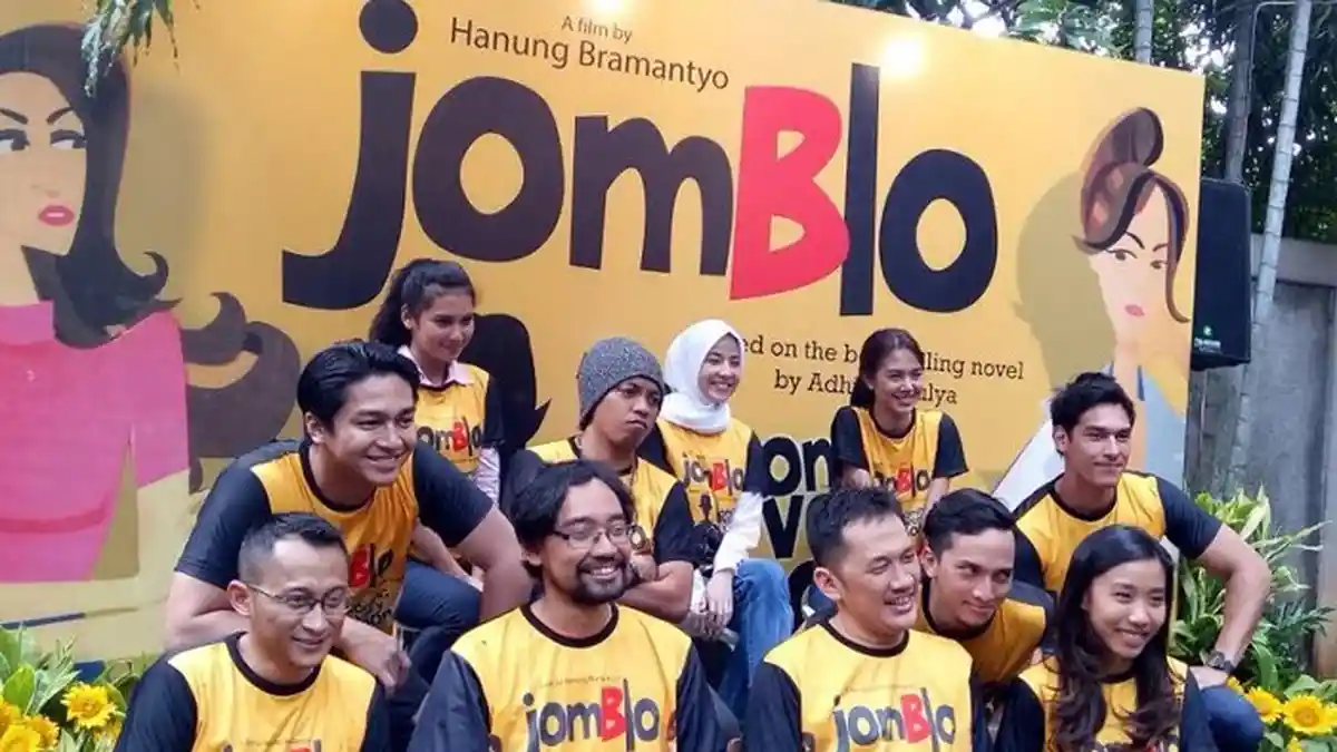Film Jomblo - Komedi Cinta Karya Hanung Bramantyo, Segera di Bioskop!