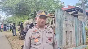Kapolsek-Lawa-Ipda-Haswan-sebut-kebakaran-rumah-di-Desa-Lailangga-Muna-Barat-rugi-Rp200-juta.jpg