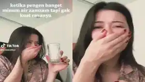 IRIS-Wullur-Dihujat-Usai-Minum-Air-Zamzam-Bak-Jijik-Mau-Muntah-Minta-Maaf-Soal-Ekspresinya.jpg