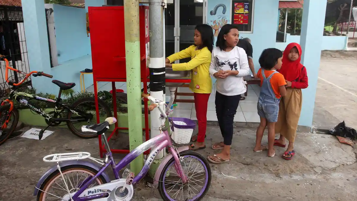 Wiku Tegaskan Keamanan Vaksin Bagi Masyarakat adalah Prioritas dan Tugas Utama Pemerintah