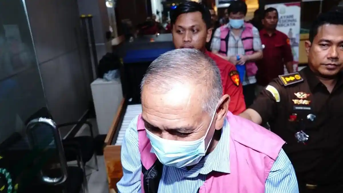 Kejatisu Tahan Dua Rekanan Tersangka Korupsi Smartboard Tebingtinggi