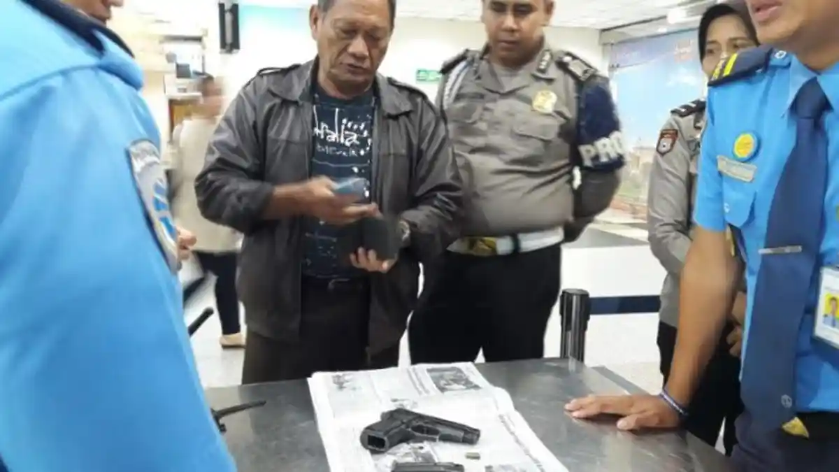 Mantan Wakapolda Ini Berurusan Sama Polisi Karena Bawa Senpi