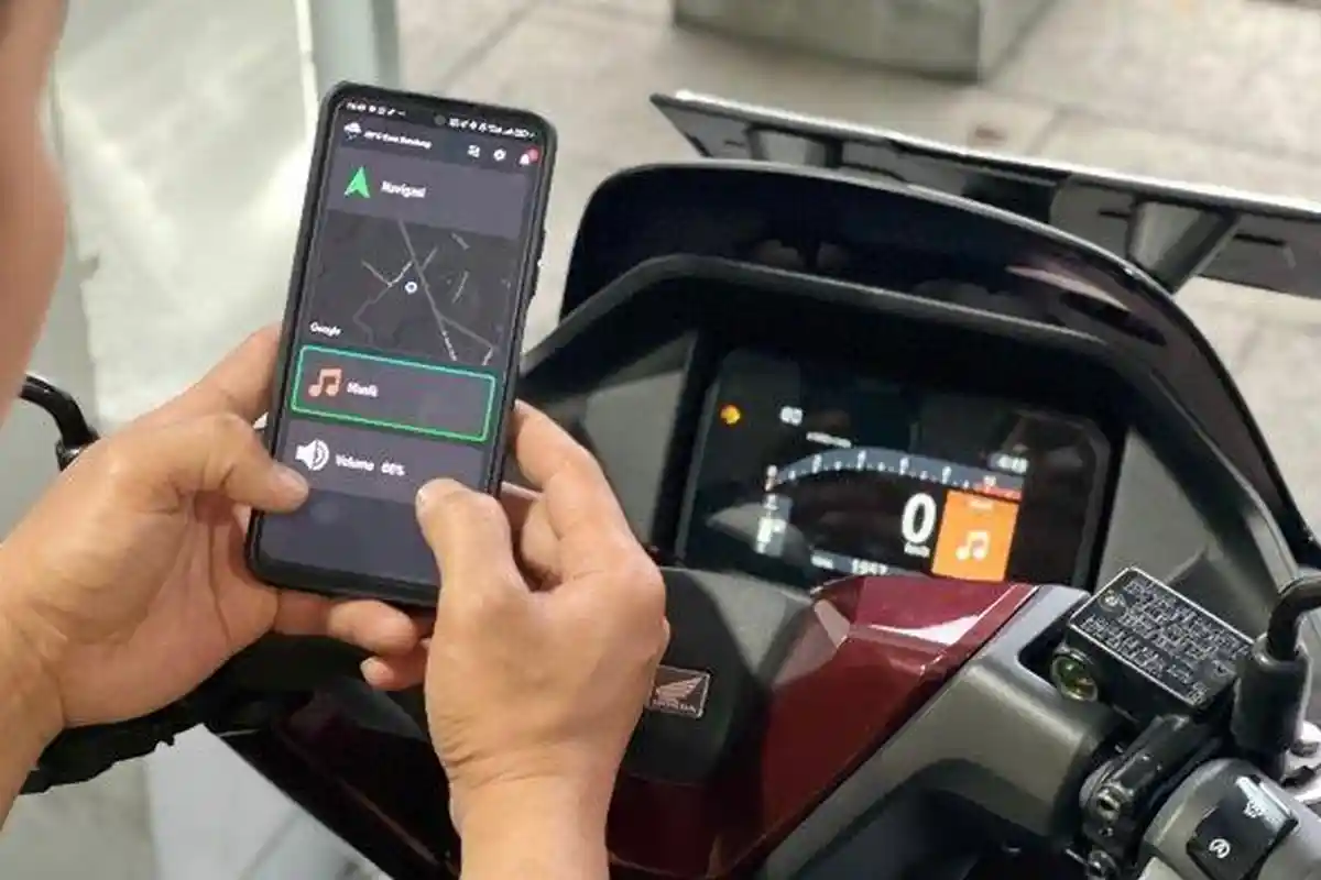 Apa Itu RoadSync pada PCX? Begini Cara Sambung ke Smarthphone untuk Navigasi, Musik, Pesan