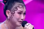 Ayu-Ting-Ting-Nangis-saat-Bernyanyi-Teringat-Kisah-Cintanya-yang-Gagal.jpg