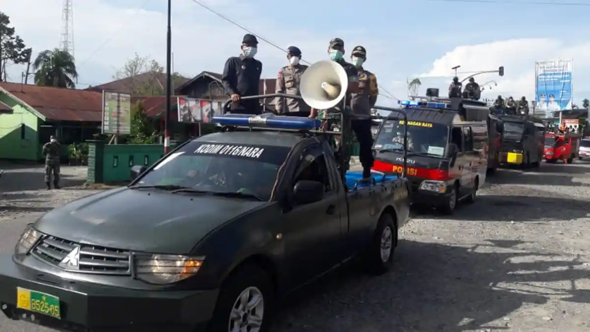 Dua Water Cannon Dikerahkan Semprot Disinfektan di Nagan Raya