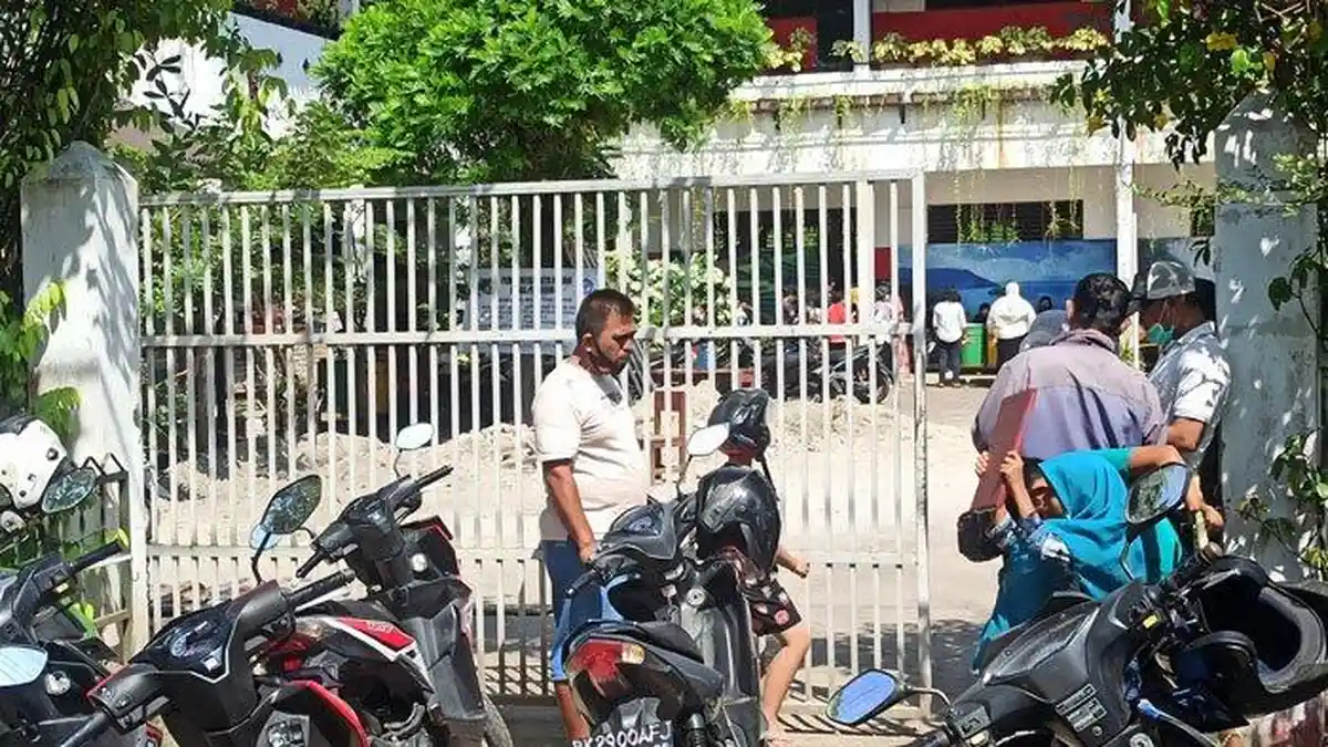 Kepsek SD Negeri Medan Tuntungan Diterpa Isu LGBT, Begini Suara Pro-Kontra Guru